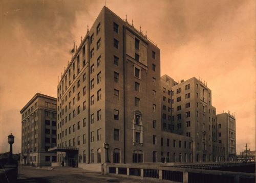 新大阪ホテル開業
